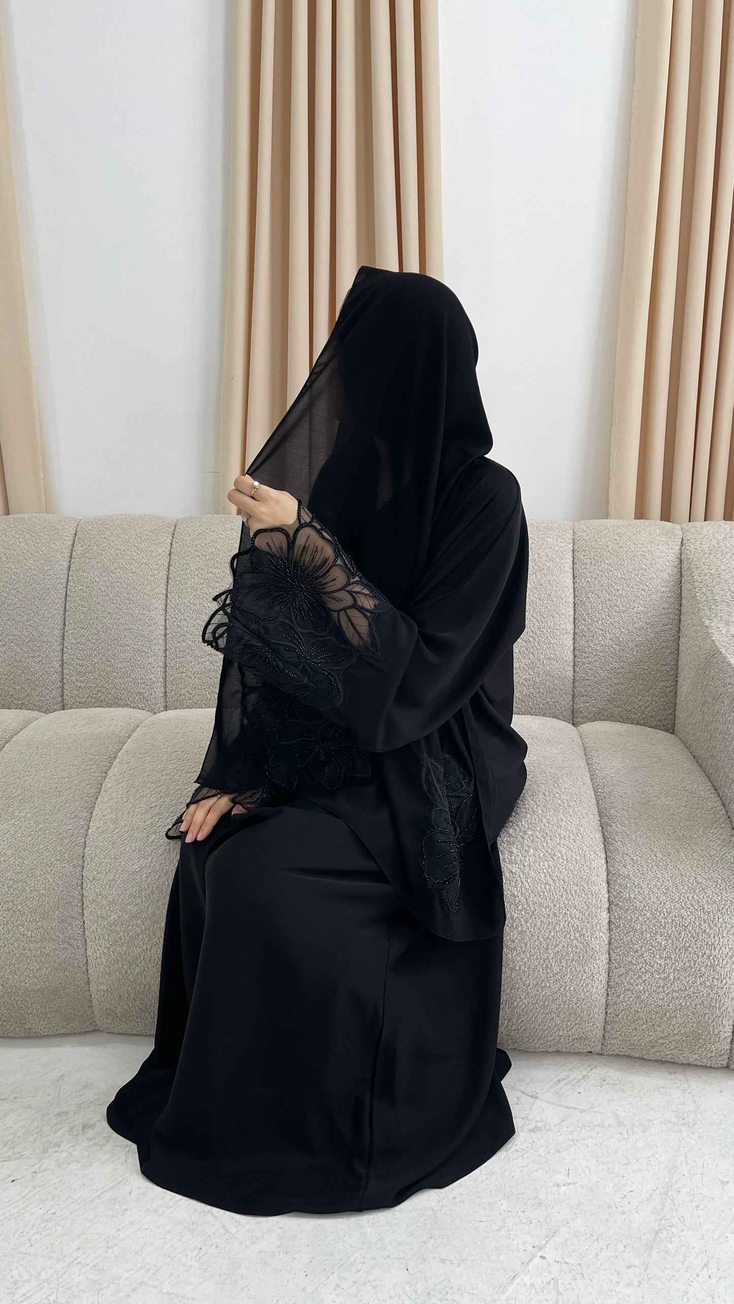 AMAL ABAYA