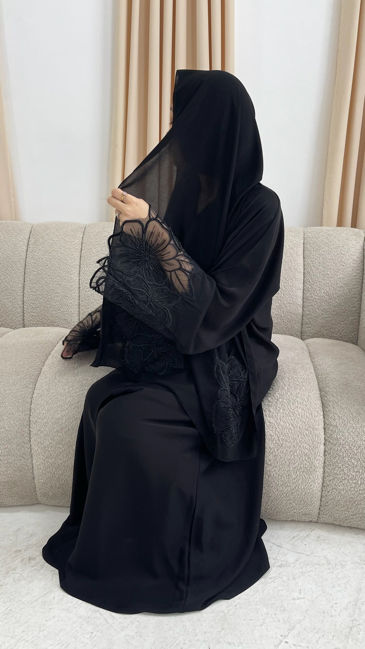 AMAL ABAYA